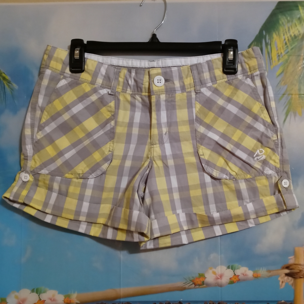 Nike Plaid Shorts!!